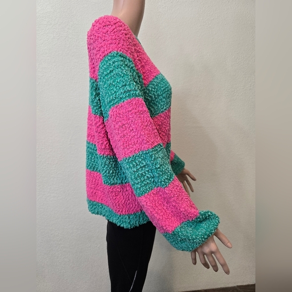 Pink Lily Women's Green/pink Soft Knit Sweater - Size Small Cozy Party - Picture 3 of 9